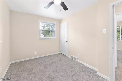 108 Ashbury Cir, Wheeling, WV 26003 photo 8