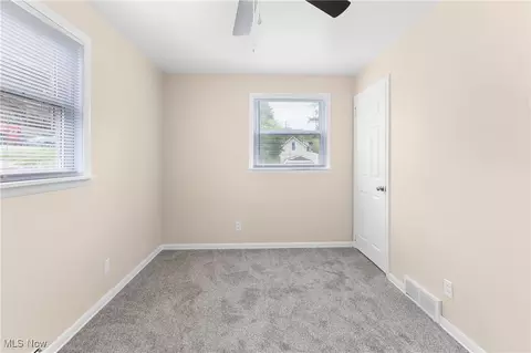108 Ashbury Cir, Wheeling, WV 26003 photo 9