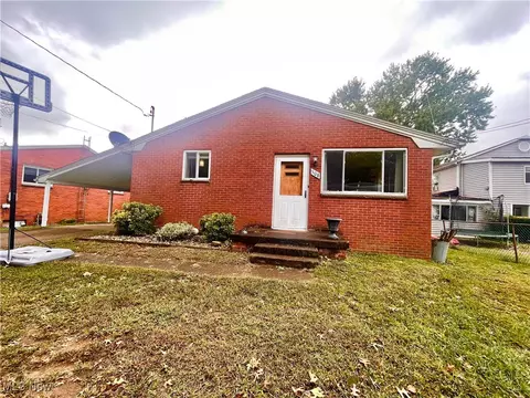 508 42nd St, Vienna, WV 26105