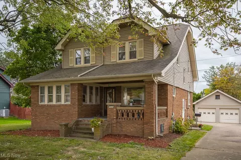 7070 Ridge Rd, Parma, OH 44129