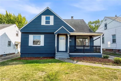 10924 Mccracken Rd, Garfield Heights, OH 44125