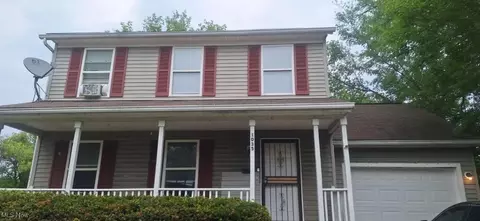 1035 Linn Dr, Cleveland, OH 44108