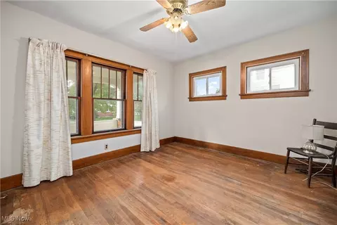2233 E 33rd St, Lorain, OH 44055 photo 7