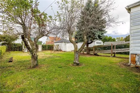 2233 E 33rd St, Lorain, OH 44055 photo 32
