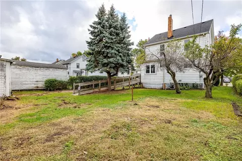 2233 E 33rd St, Lorain, OH 44055 photo 31
