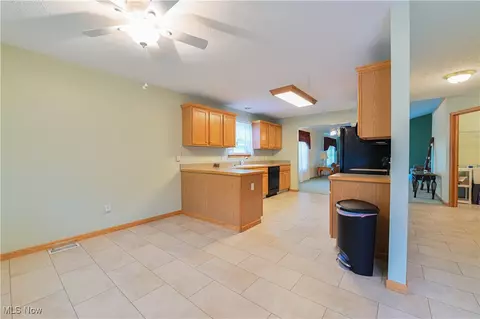 3533 Castleton Ln, Brunswick, OH 44212 photo 3