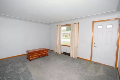 486 W Wilson St, Struthers, OH 44471 photo 14