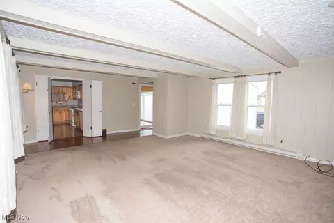 486 W Wilson St, Struthers, OH 44471 photo 8