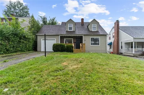 240 Outlook Ave, Youngstown, OH 44504