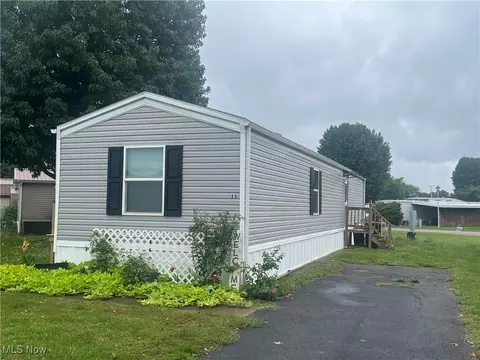 324 W Fairview St #33, West Lafayette, OH 43845