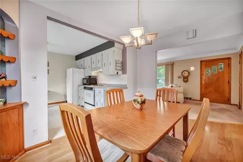 455 Sprague Rd, Seven Hills, OH 44131 photo 12