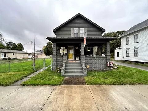 119 S Main St, Tuscarawas, OH 44682