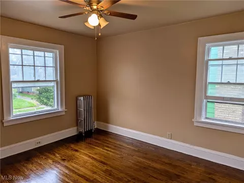 2104 Marlindale Rd, Cleveland Heights, OH 44118 photo 8