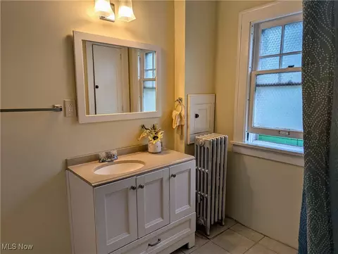 2104 Marlindale Rd, Cleveland Heights, OH 44118 photo 9