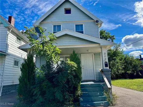 2023 W 106th St, Cleveland, OH 44102