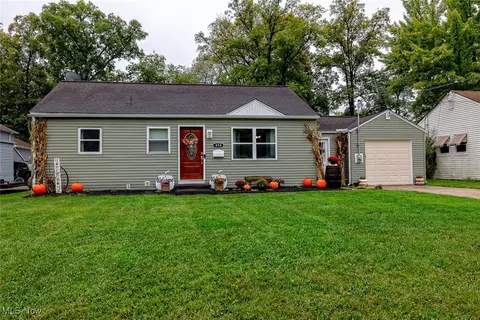 458 W Park Blvd N, Medina, OH 44256