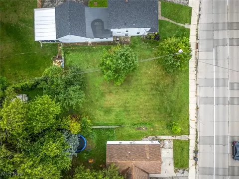 1048 W River Rd N, Elyria, OH 44035 photo 7