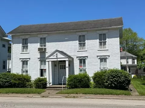 608 2nd St, New Matamoras, OH 45750