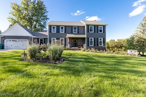 9020 Lake In The Woods Trl, Chagrin Falls, OH 44023