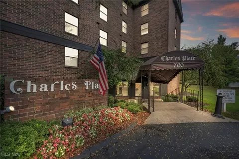700 Brick Mill Run #206, Westlake, OH 44145