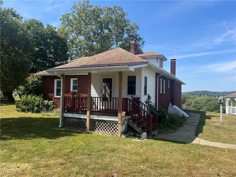 225 Allison Ave, Killbuck, OH 44637