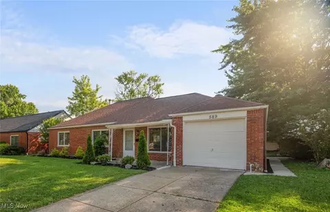 589 Hemlock Dr, Euclid, OH 44132