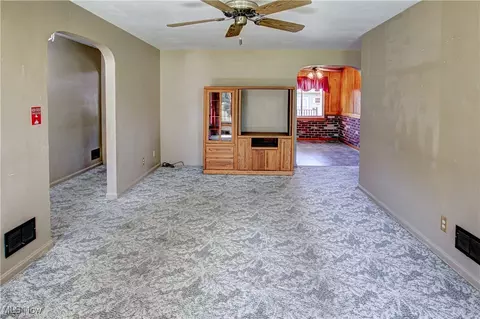 Living - 6958 Manor Dr, Elyria, OH 44035 photo 1 of 3
