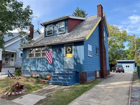 4896 E 84th St, Garfield Heights, OH 44125