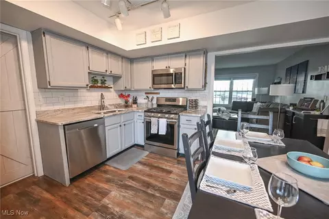 3155 Lost Nation Rd #E, Willoughby, OH 44094 photo 7