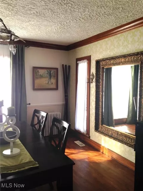 Dining - 248 Ohio St, Elyria, OH 44035 photo 2 of 2