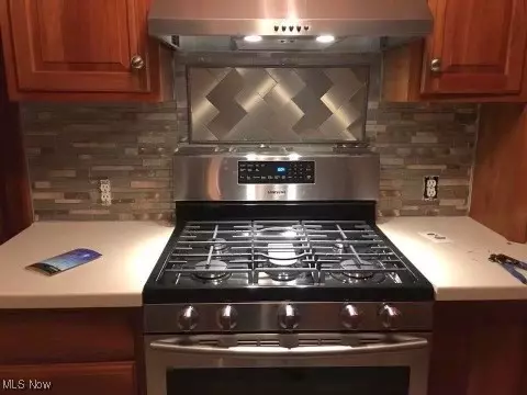 Kitchen - 248 Ohio St, Elyria, OH 44035 photo 1 of 2