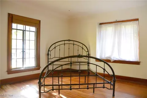 Bedroom - 248 Ohio St, Elyria, OH 44035 photo 4 of 5
