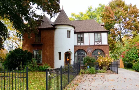 248 Ohio St, Elyria, OH 44035