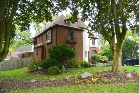 Exterior - 248 Ohio St, Elyria, OH 44035 photo 7 of 13