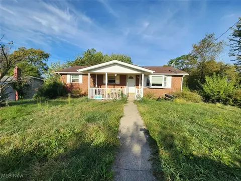 66 Decca Ln, Colliers, WV 26035