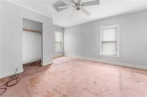 Bedroom - 810 Walnut Rd SE, Massillon, OH 44646 photo 2 of 6