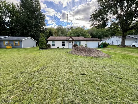 1425 Bennett Rd, Madison, OH 44057