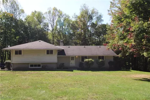 10715 Sherman Rd, Chardon, OH 44024