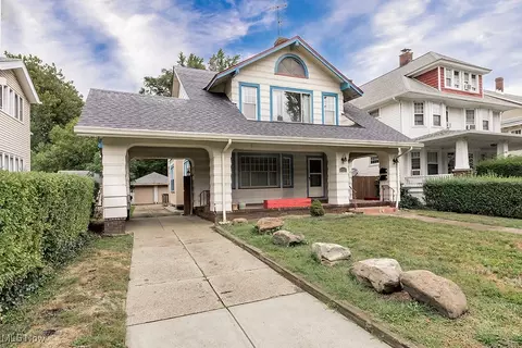 9510 Clifton Blvd, Cleveland, OH 44102