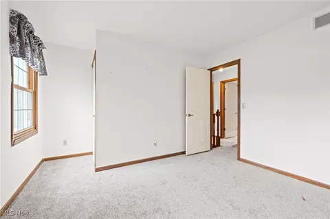 Bedroom - 31655 Arthur Rd, Solon, OH 44139 photo 3 of 7