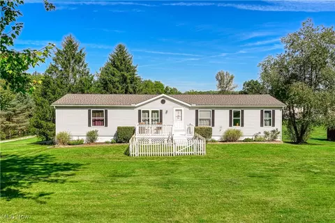 685 W Comet Rd, Clinton, OH 44216