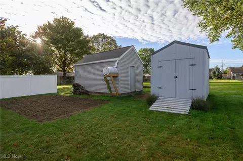 4516 7th St NW, Canton, OH 44708 photo 4