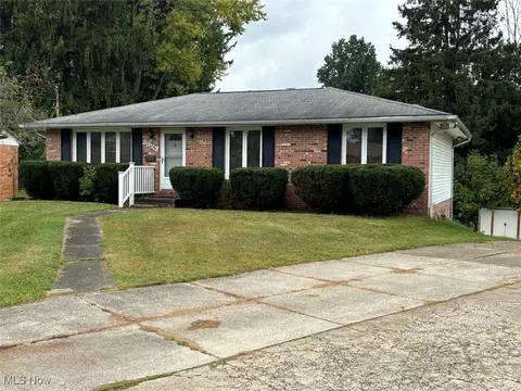 3823 Woodland Ave NW, Canton, OH 44709