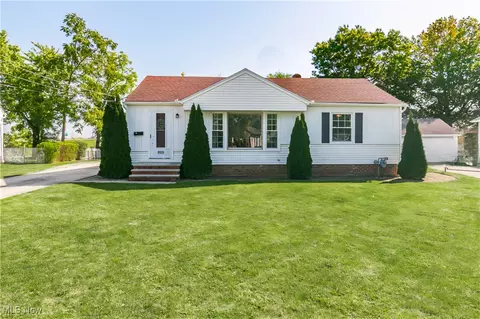 3935 Harvard Dr, Willoughby, OH 44094