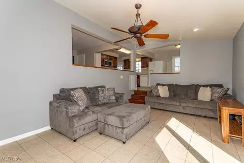 Living - 3935 Harvard Dr, Willoughby, OH 44094 photo 2 of 3
