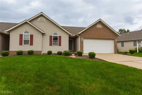 1165 Wild Brook Dr, Akron, OH 44313
