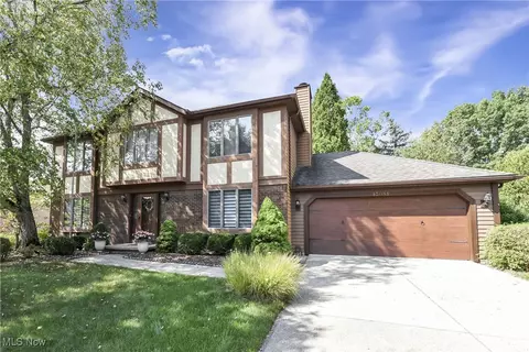 13081 Mariner Dr, North Royalton, OH 44133