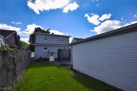 6910 Gilbert Ave, Parma, OH 44129 photo 23