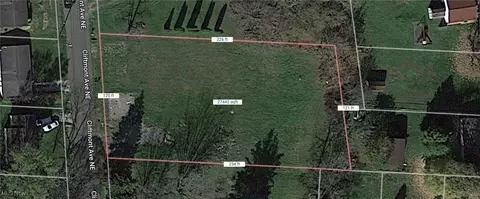 3018 Cliftmont Ave NE, Canton, OH 44705
