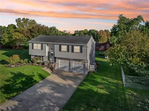 2919 Nancy Cir, Brunswick, OH 44212